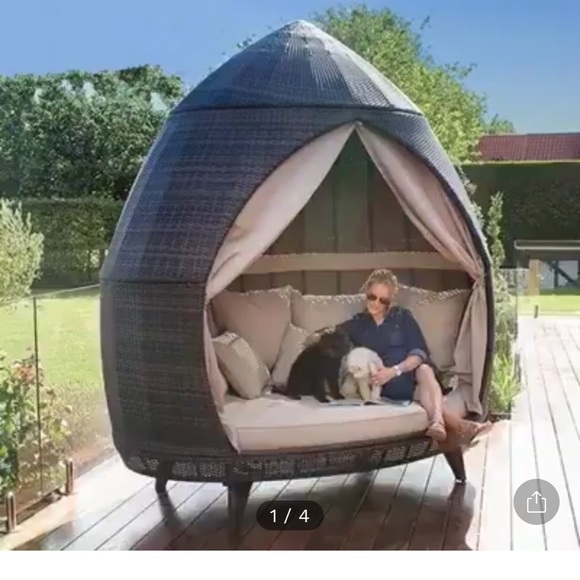 Meet your Posher, Kate - Picture 1 of 1